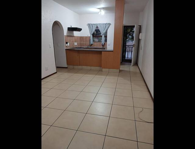 1 BEDROOM PROPERTY TO RENT IN PINESLOPES